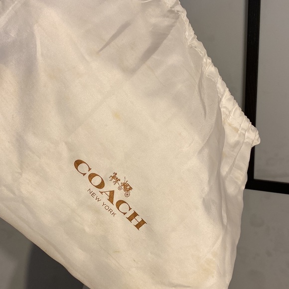 Coach purse - Picture 4 of 4